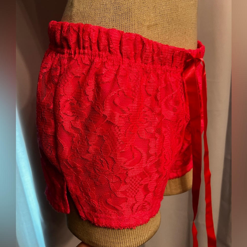 Bobbie brooks Pink Lace Sexy New Women’s Bottoms Pajama shorts size Small cute